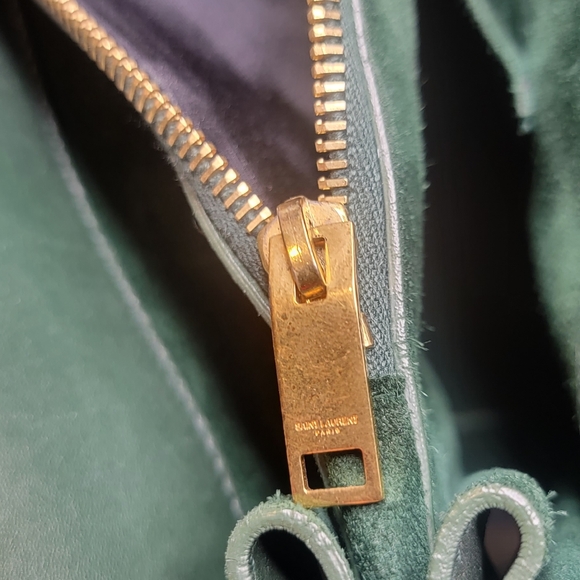 Beautiful pre-owne Saint laurent handbags - Picture 8 of 13